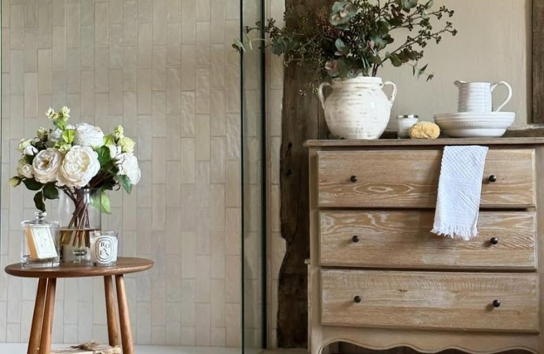 24 Charming Rustic Bathroom Ideas That Celebrate Natural Materials and Texture Charming Rustic Bathroom Ideas
