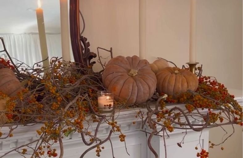 30 Cozy Fall Mantel Decor Ideas You’ll Want to Copy fall mantle decor ideas